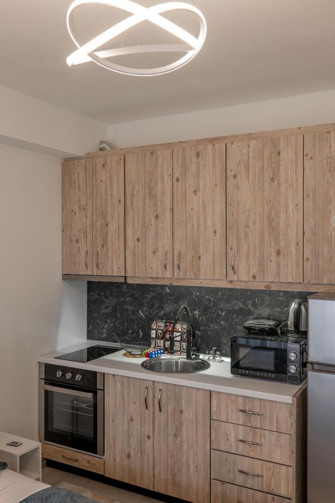 Esel Apartments Sarande Exterior photo