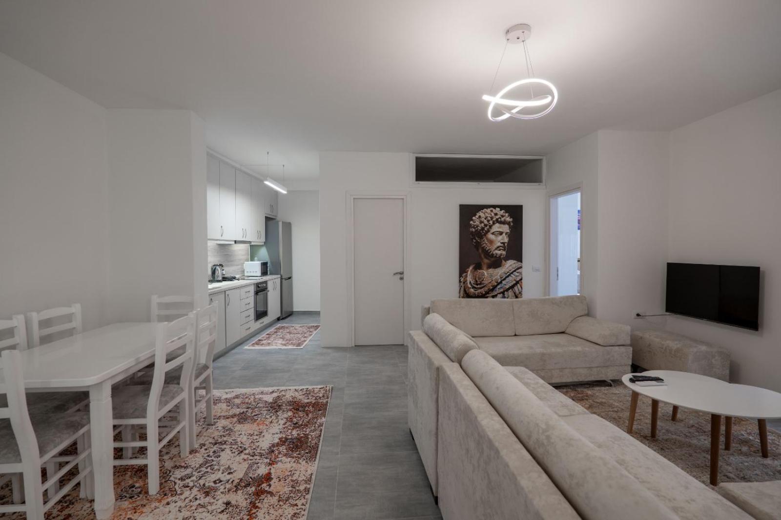 Esel Apartments Sarande Exterior photo