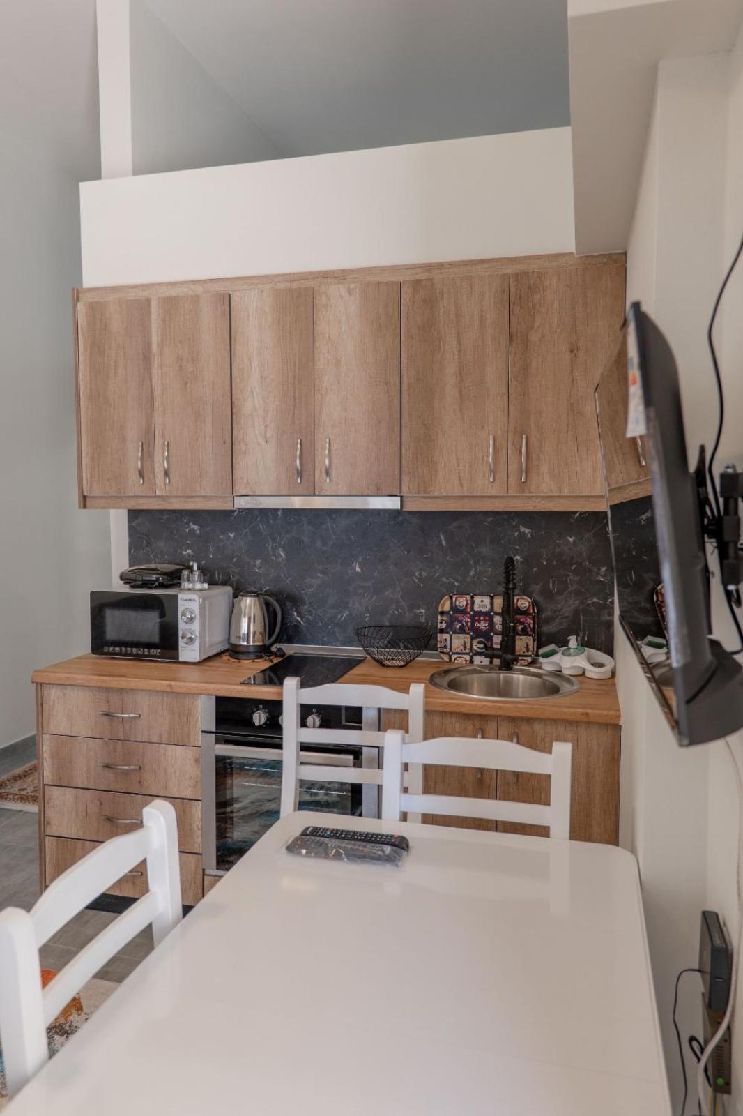 Esel Apartments Sarande Exterior photo